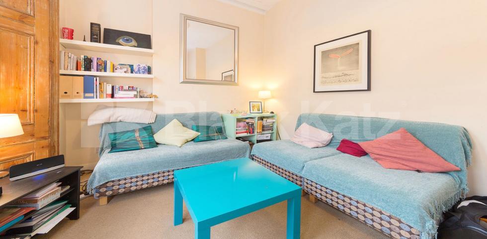 			NEW INSTRUCTION, 1 Bedroom, 1 bath, 1 reception Flat			 Overstone Road, Hammersmith, HAMMERSMITH